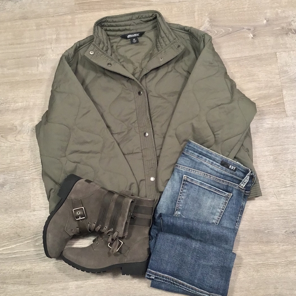 Jou Jou Macy's Plus Size Olive Green Quilted Jacket - Picture 3 of 15